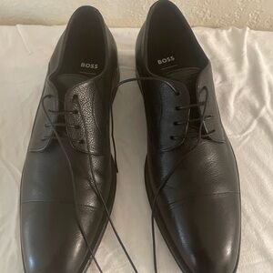 Boss Black Leather Oxford Shoes Sleek Formal Design
